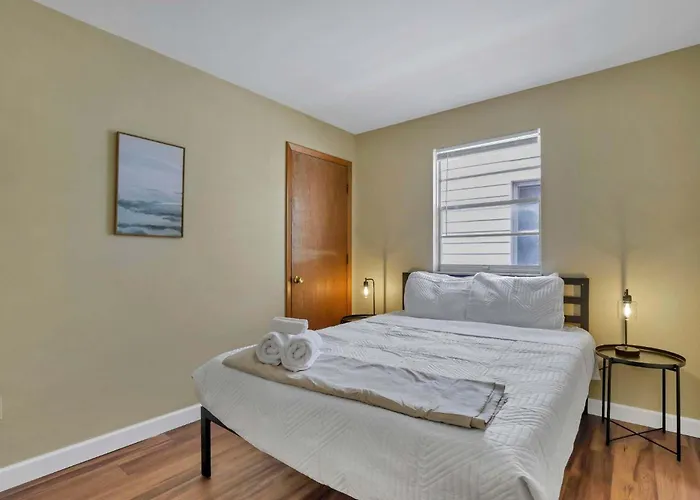 Spacious 5-bedroom Retreat In Perfect For Groups *