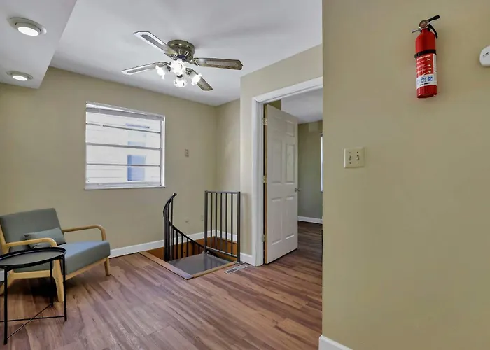 Spacious 5-bedroom Retreat In Perfect For Groups