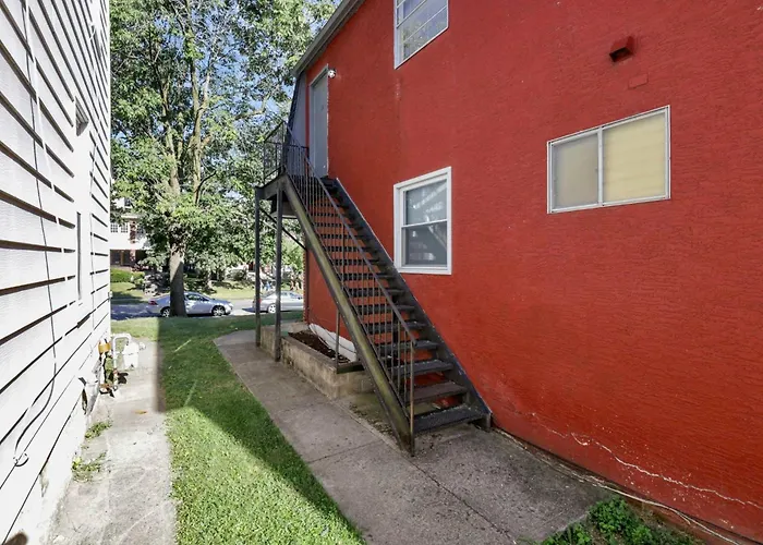 Spacious 5-bedroom Retreat In Perfect For Groups